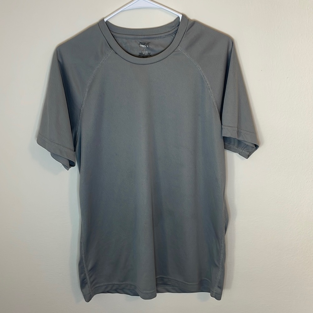 Zone Pro Men’s Athletic Silver Shirt (Medium)